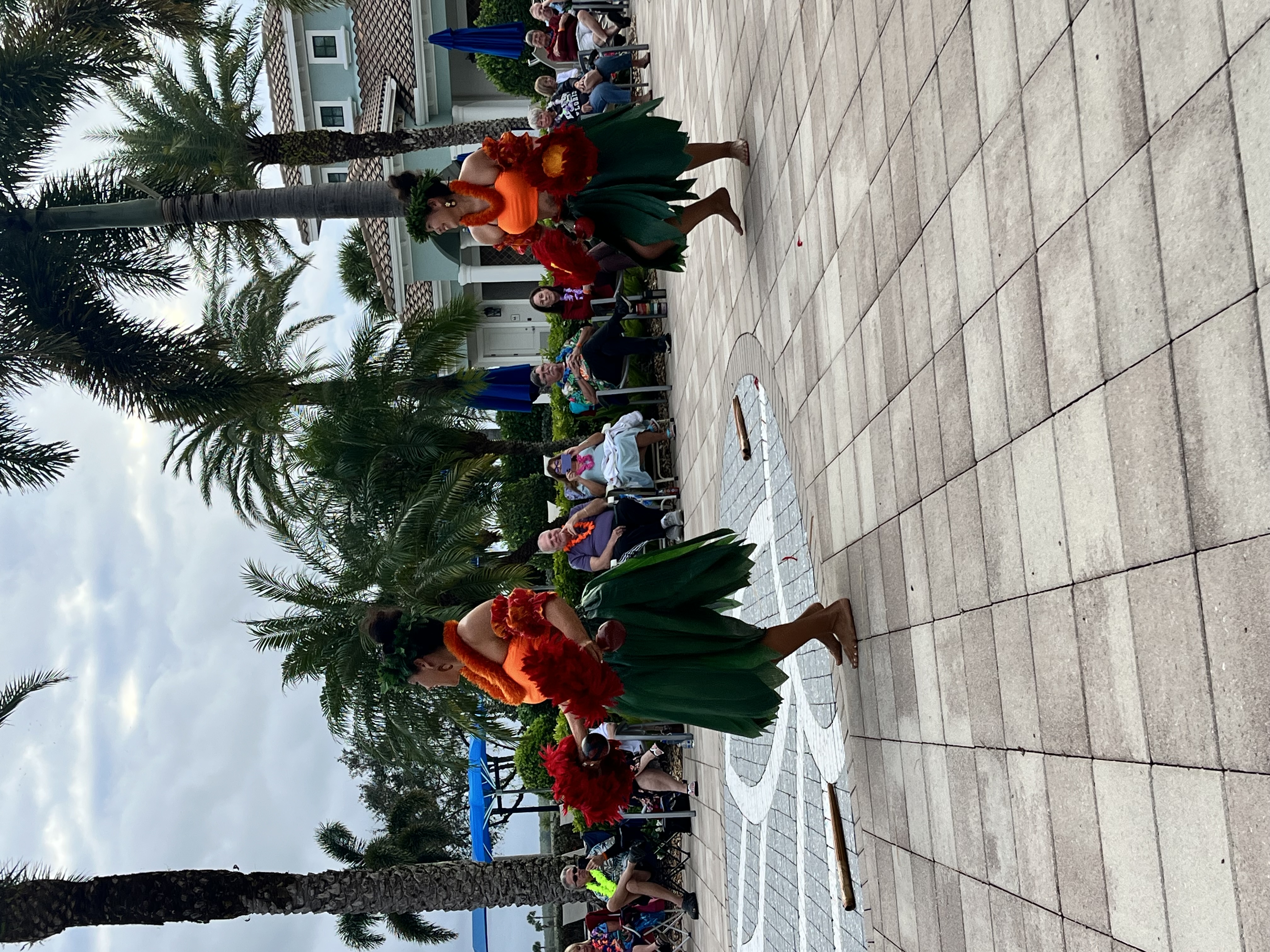 Luau 4